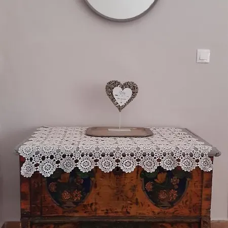 Köveskál Vendégház Maison d'hôtes