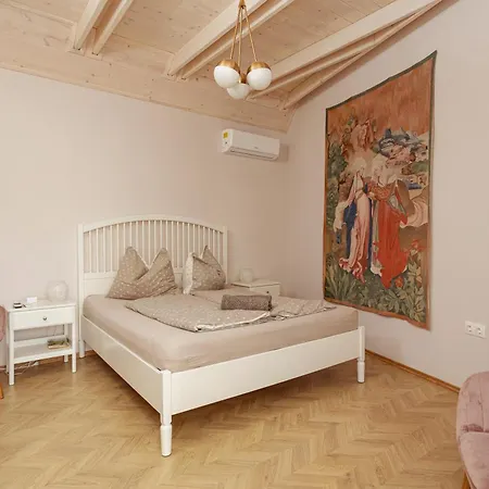 Guest house Panzio Koveskal
